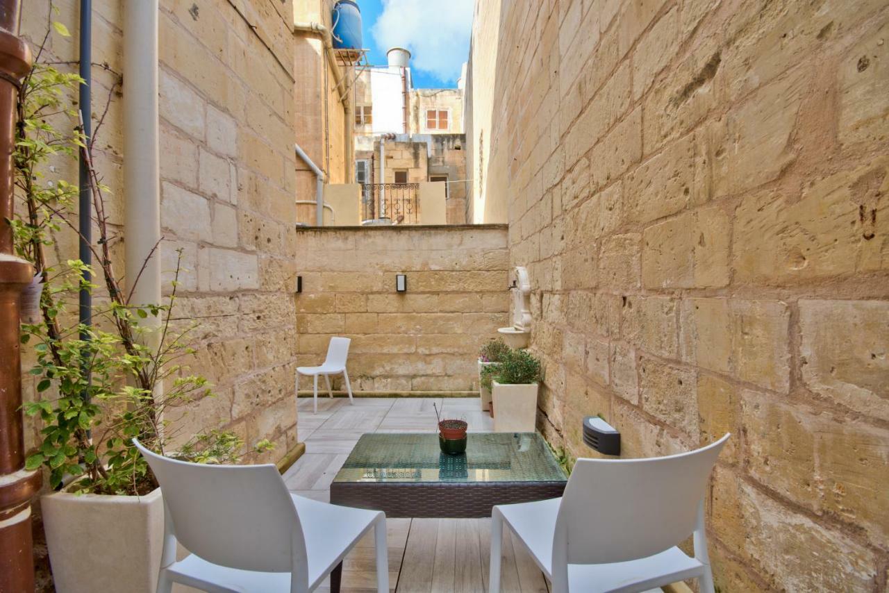 Villa Vacation Townhouse Sliema Esterno foto