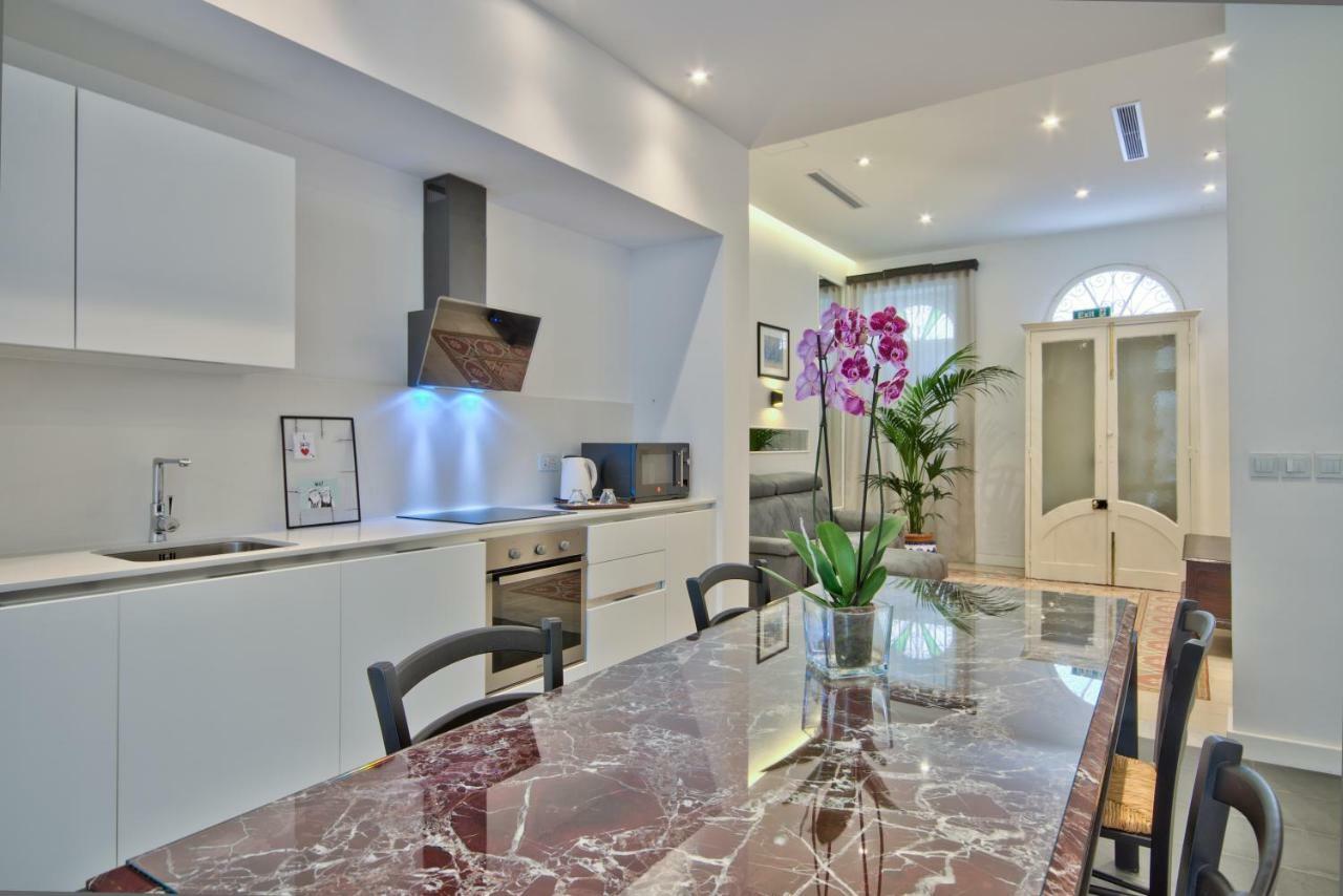 Villa Vacation Townhouse Sliema Esterno foto